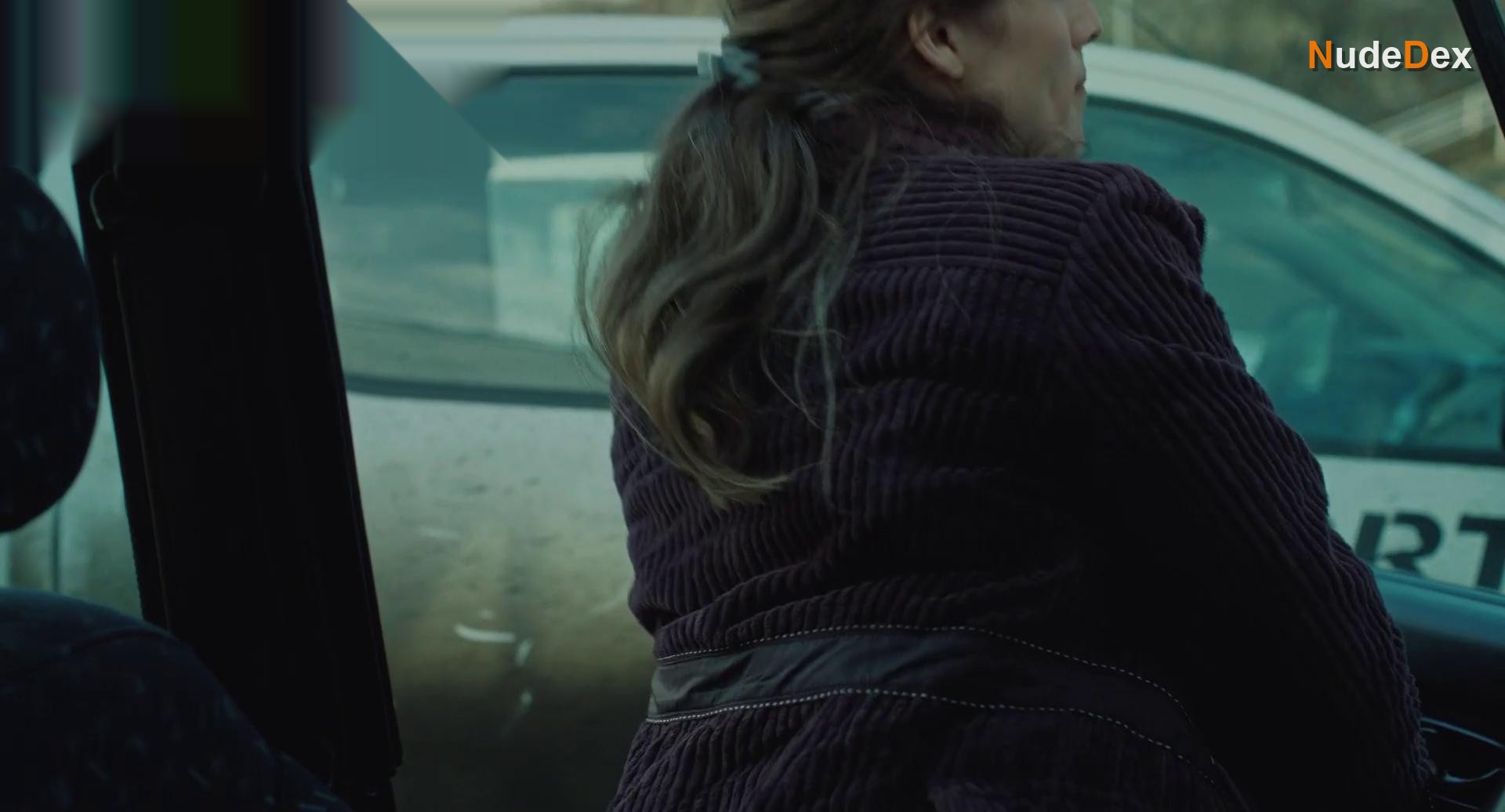 Lux Pascal in Queen Of Coal, photo 12