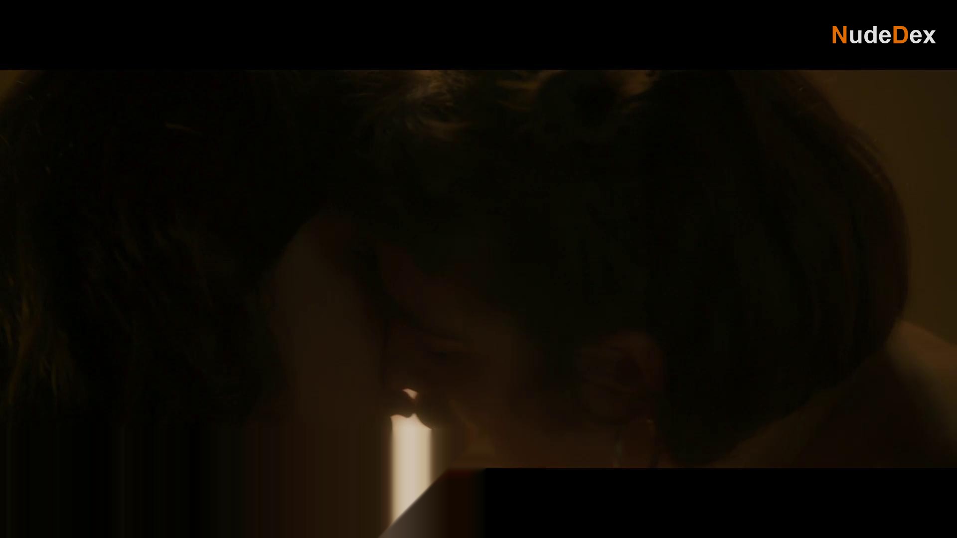 Luz Battagliotti in Vera And The Pleasure Of Others, photo 6