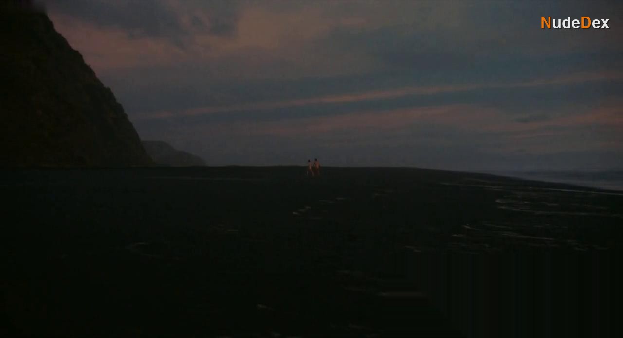 Lydia Bensky in In Passing, photo 12