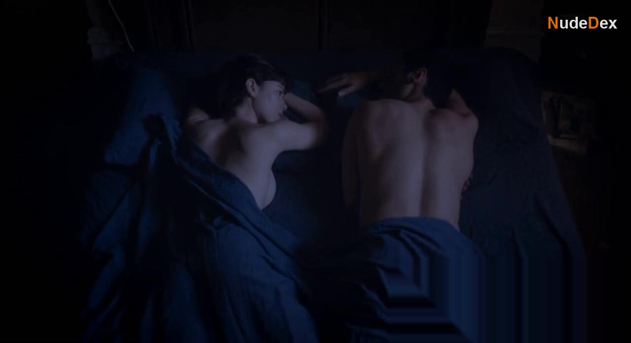 Lydia Bensky in In Passing, photo 24
