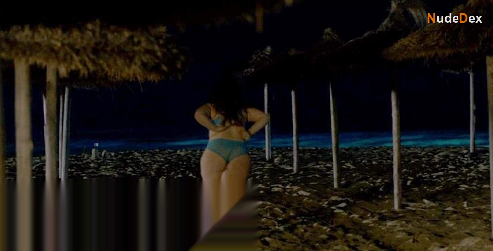 Lydia Rose Bewley in The Inbetweeners Movie, photo 5