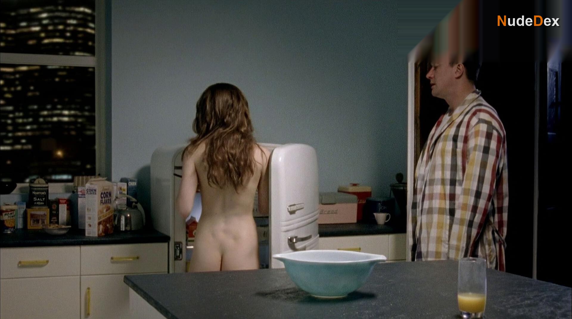 Lydia Wilson in Any Human Heart, photo 7
