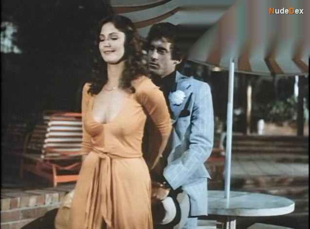 Lynda Carter in Starsky And Hutch, photo 4