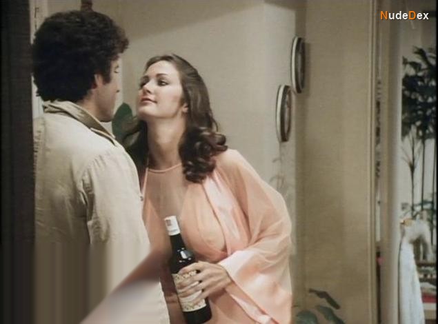 Lynda Carter in Starsky And Hutch, photo 6