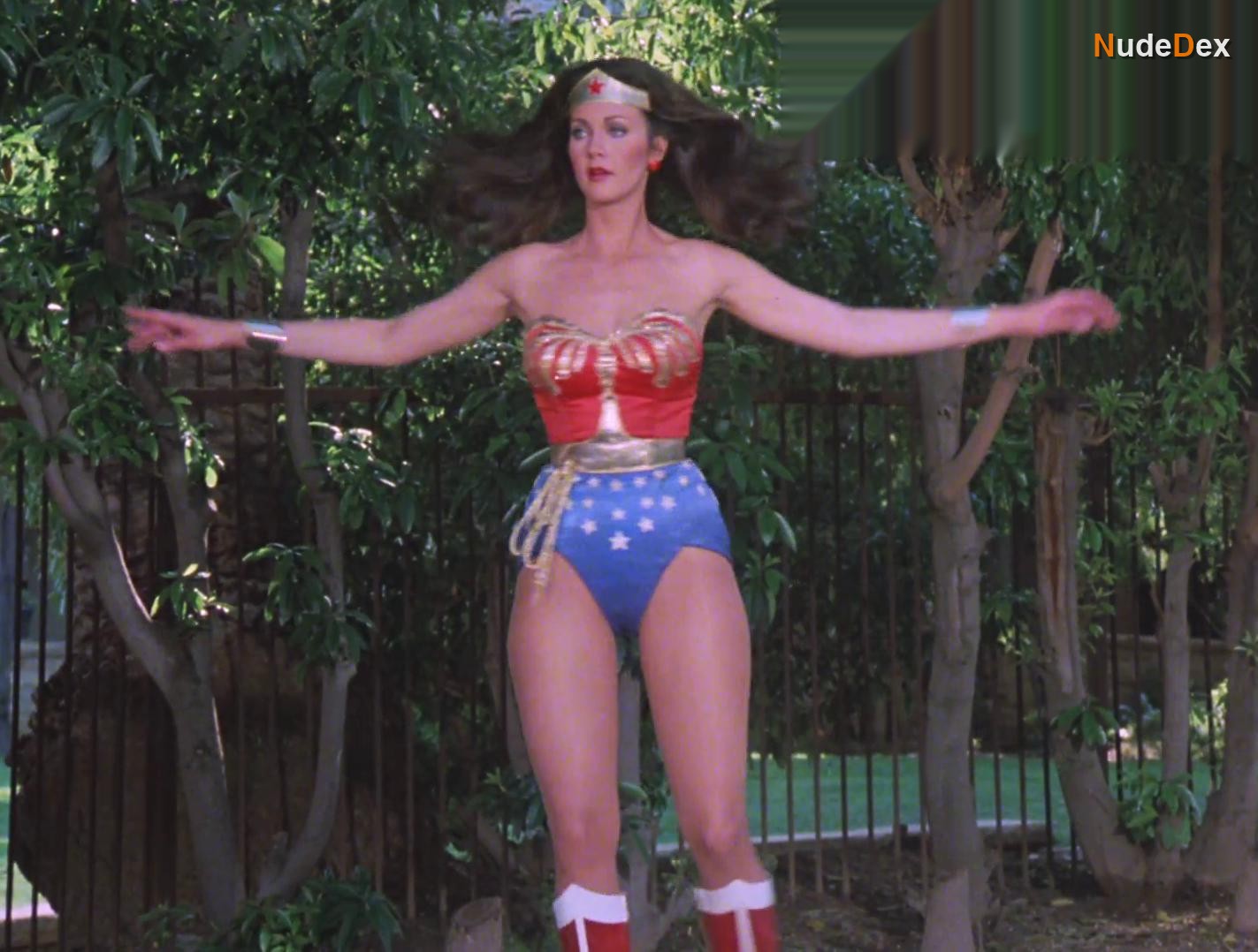 Lynda Carter in Wonder Woman, photo 54