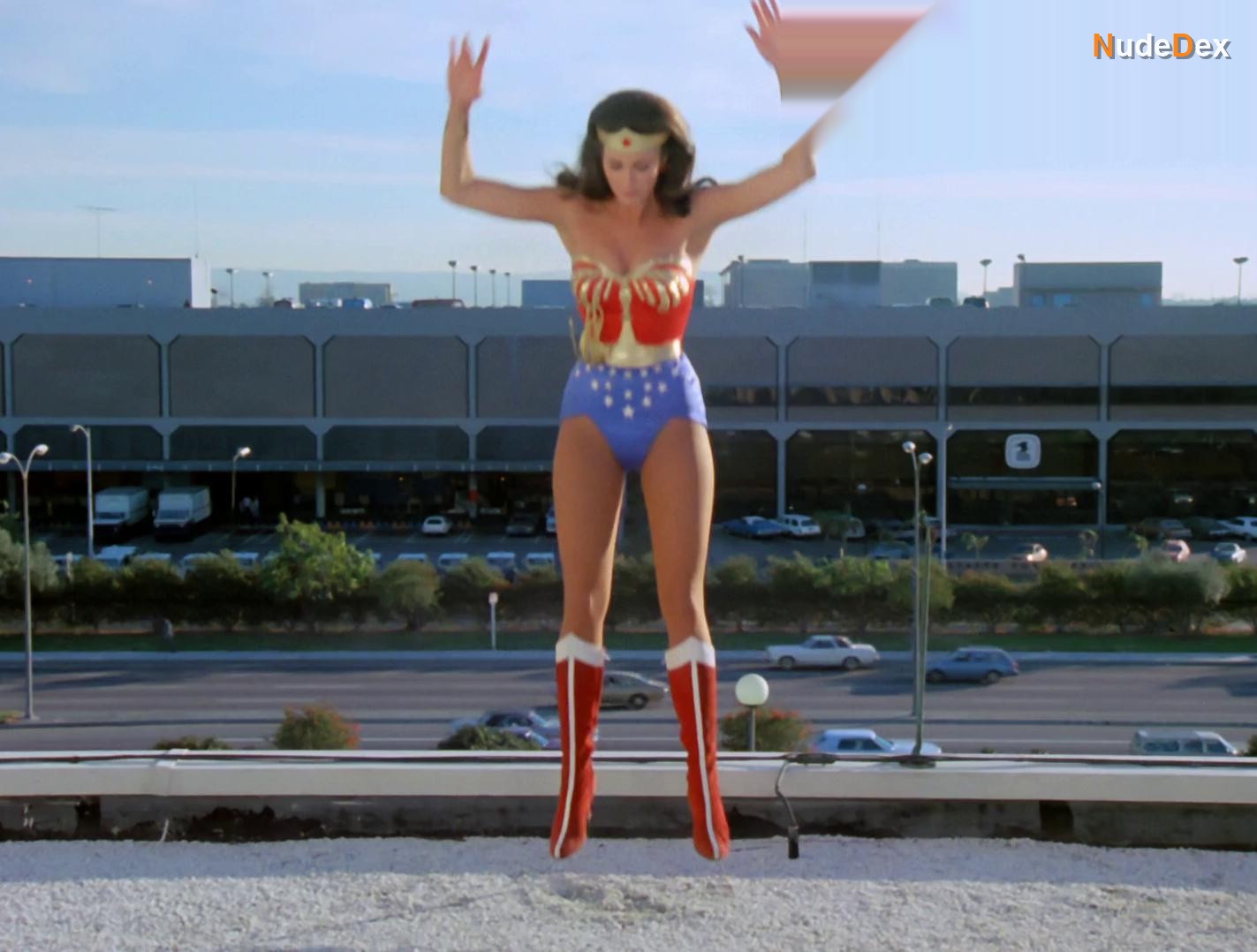 Lynda Carter in Wonder Woman, photo 79