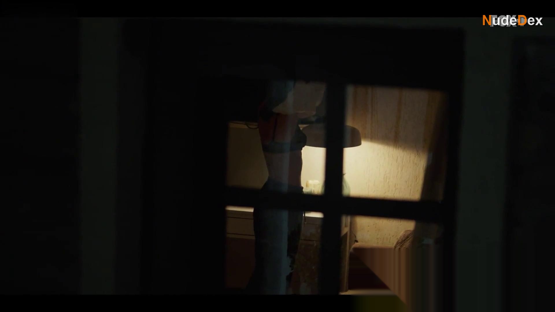 Lyne Renee in Deep State, photo 1