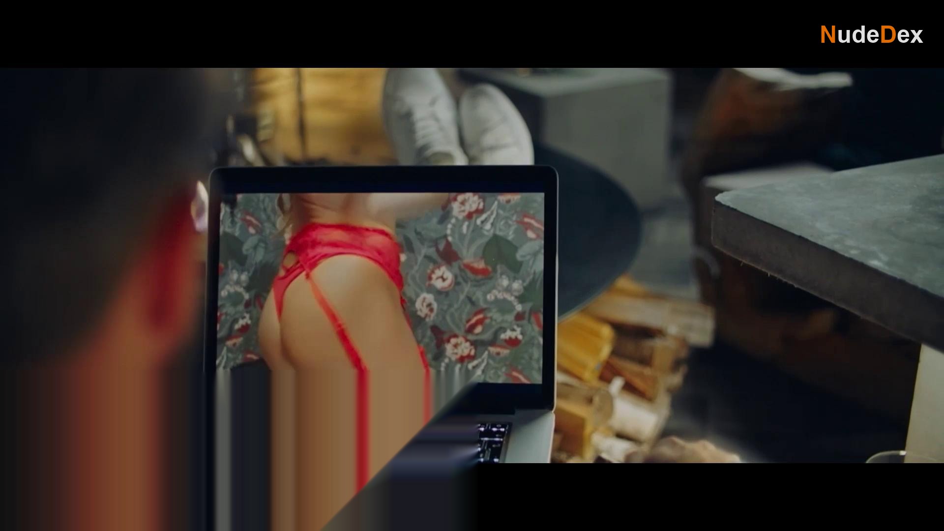 Lyublyana Fenchak in Neighbor, photo 4
