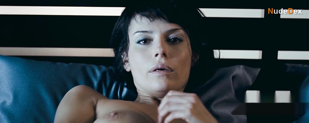 Lyubov Tolkalina in Interceptor, photo 2