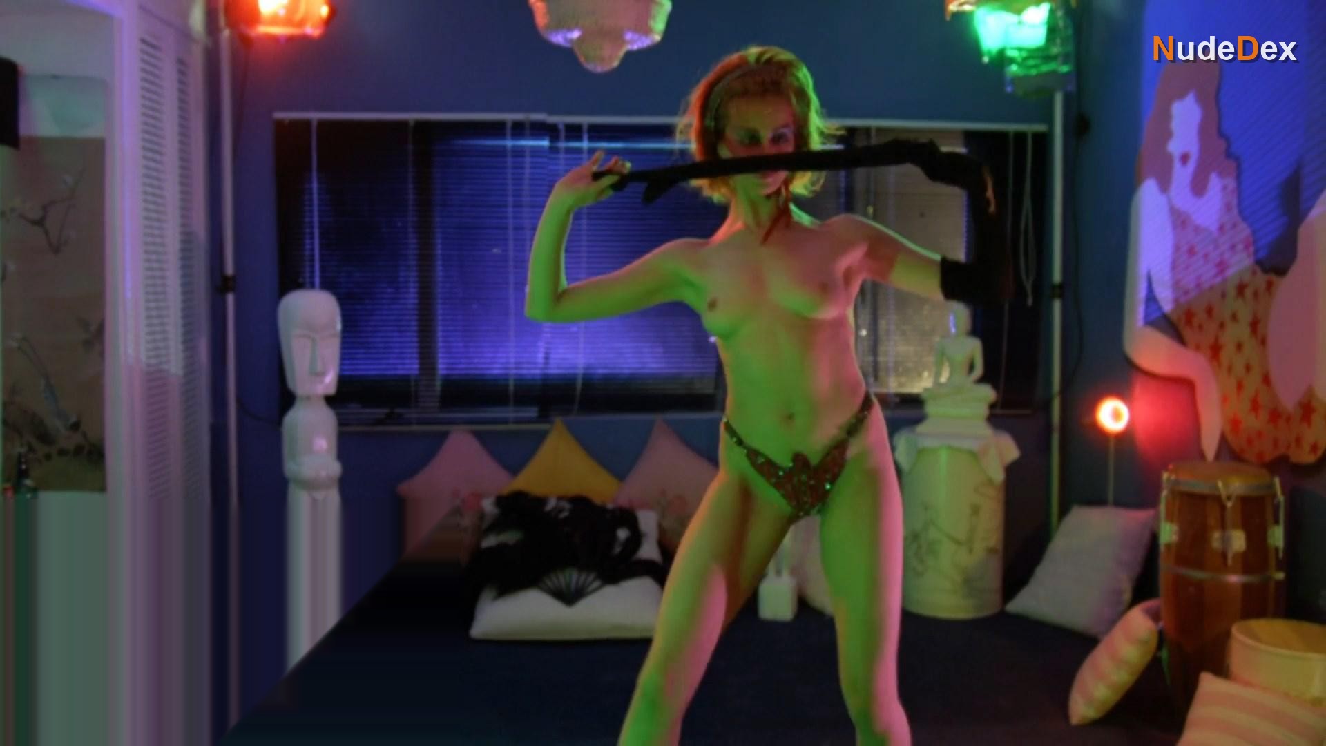Mabel Kwong in Sex Beyond The Grave, photo 18