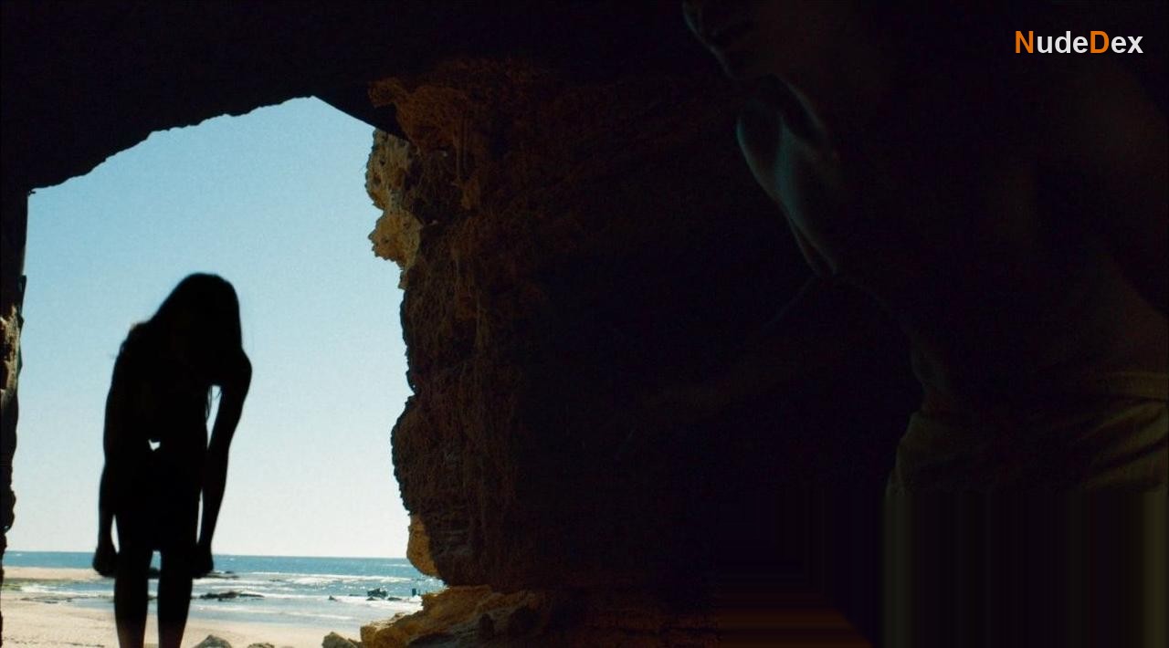 Maddison Jaizani in Tyrant, photo 2
