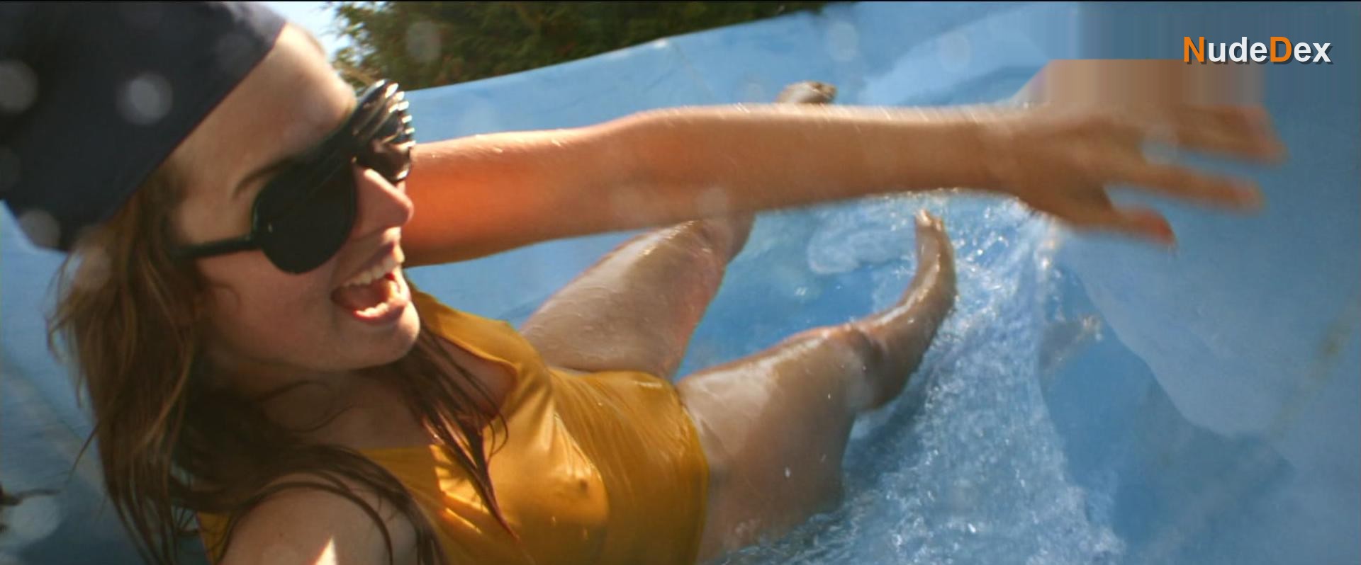 Madeline Harvey in Aquaslash, photo 5