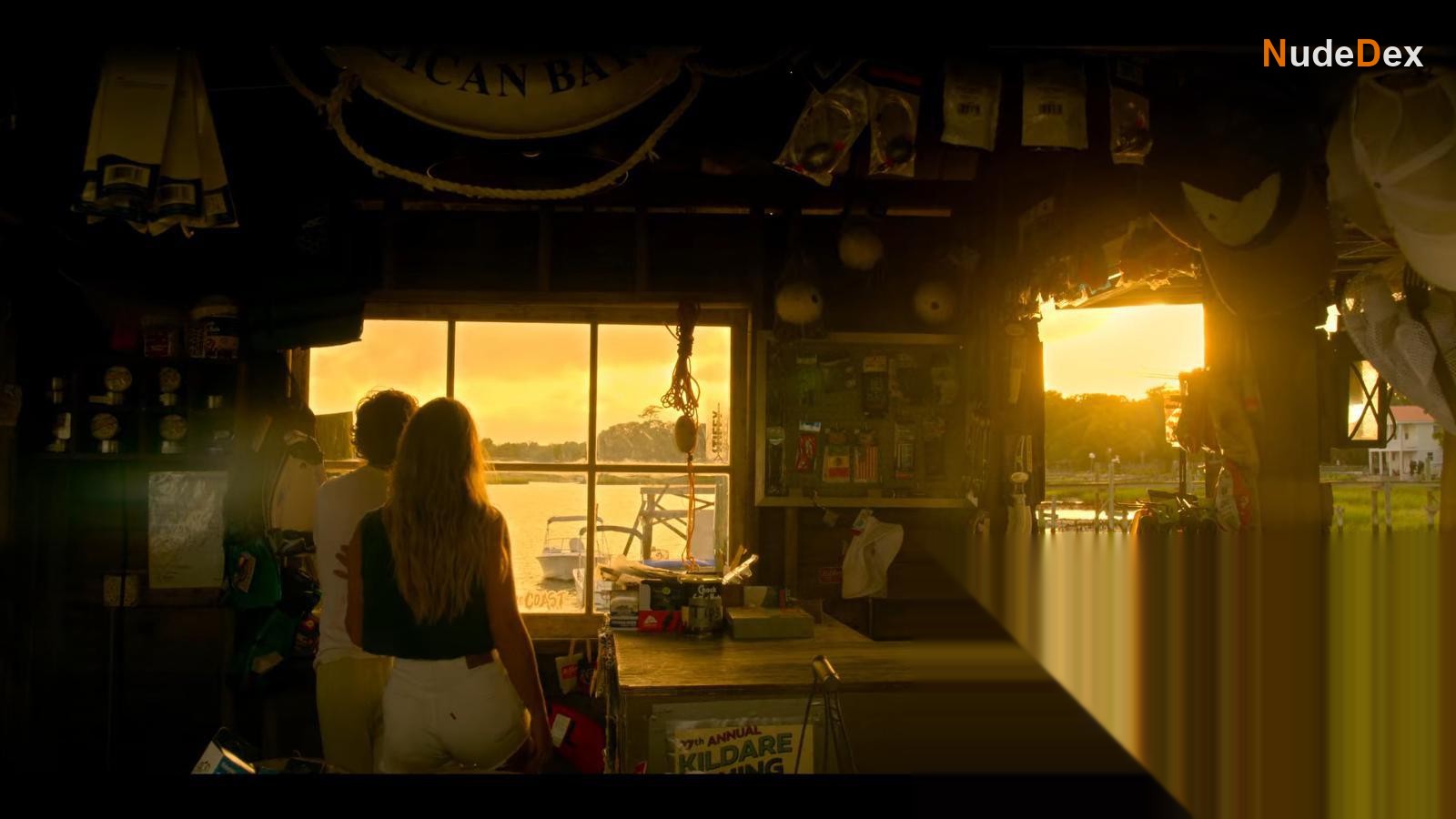 Madison Bailey in Outer Banks, photo 24