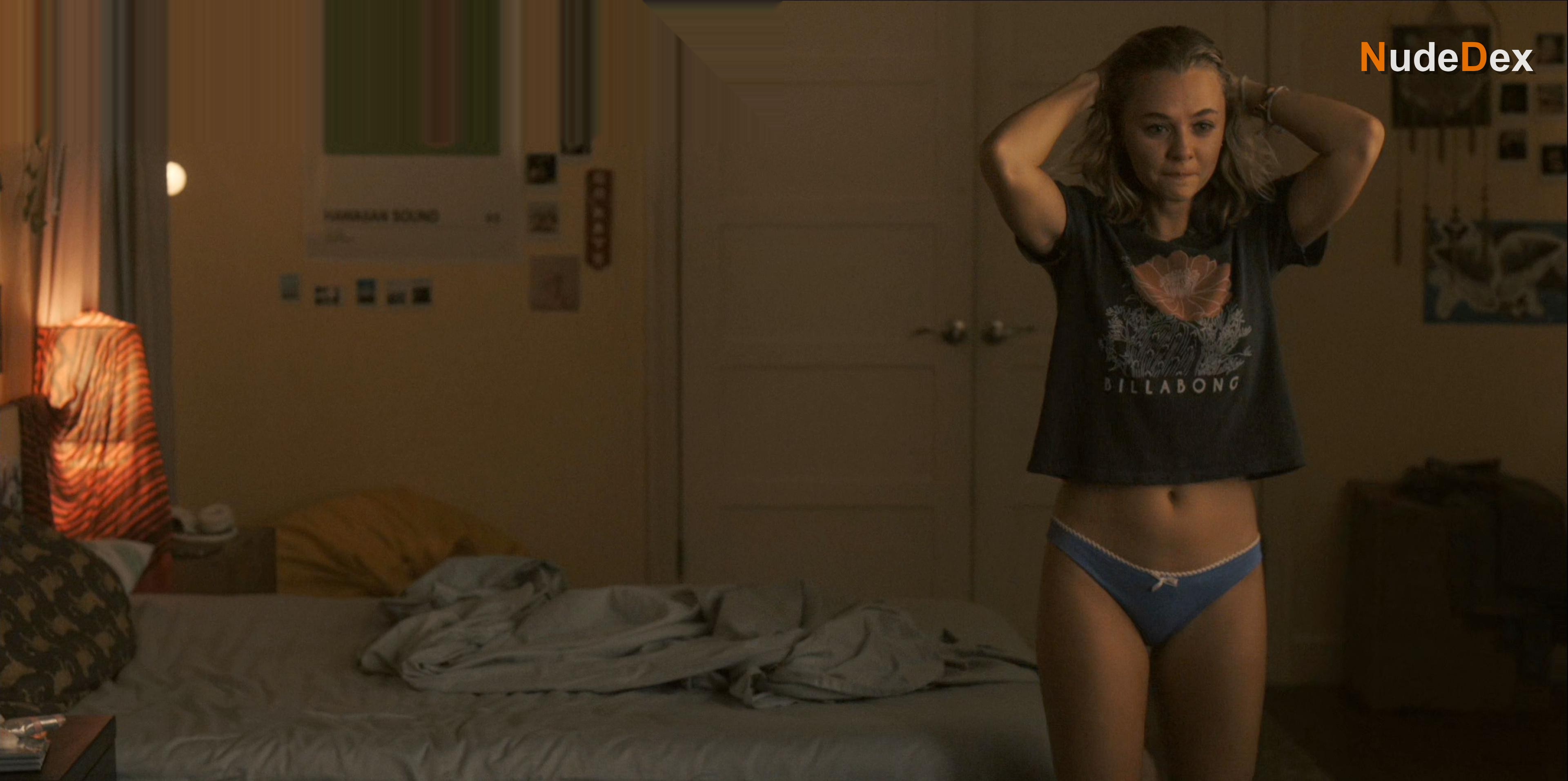 Madison Iseman in I Know What You Did Last Summer, photo 19