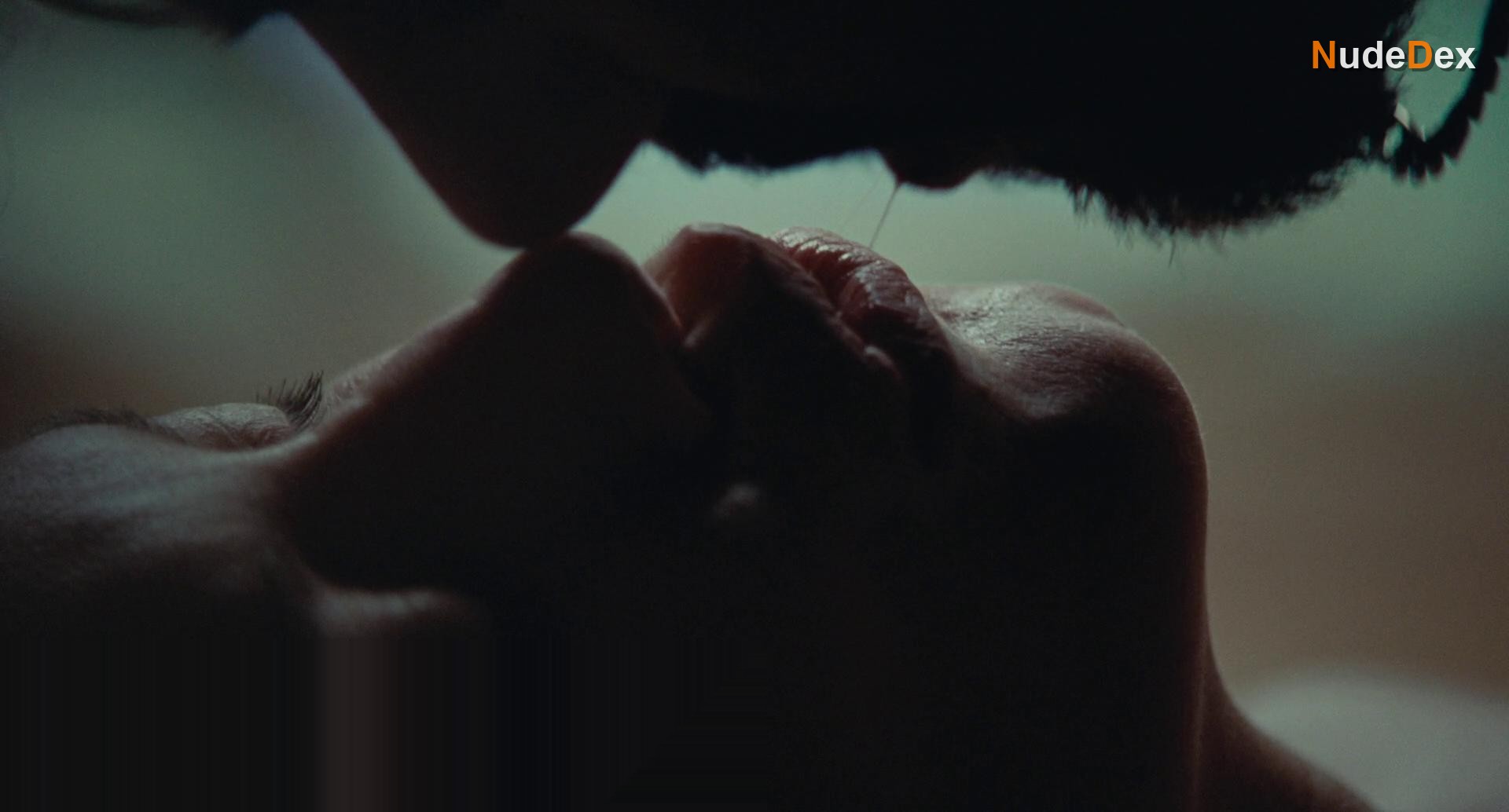 Magalie Lepine-blondeau in The Nature Of Love, photo 3