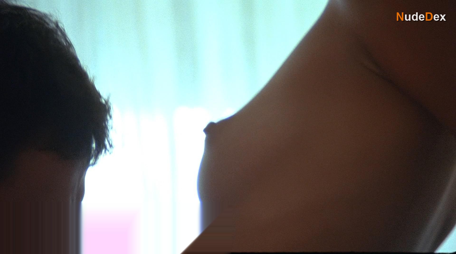 Maggie Q in Naked Weapon, photo 13