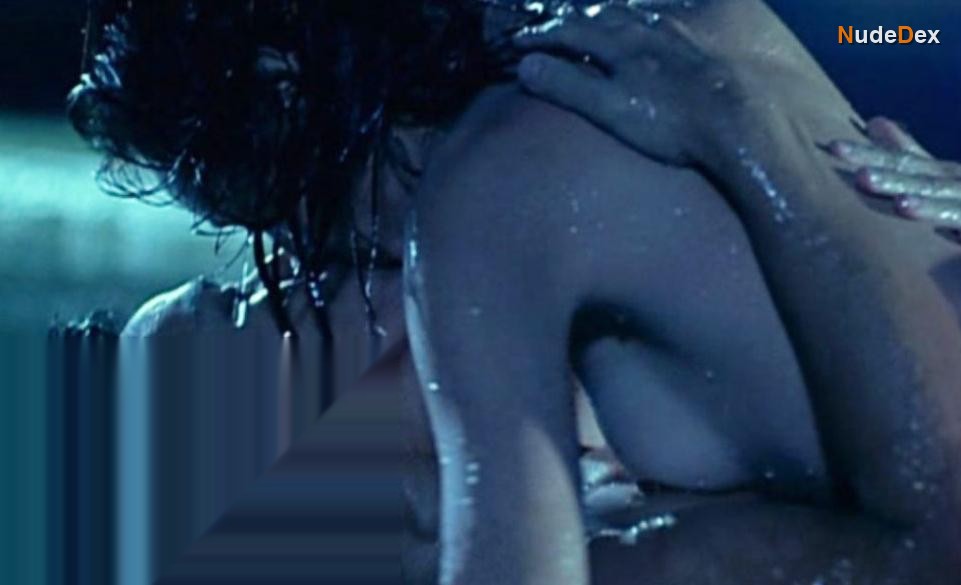 Maggie Q in Naked Weapon, photo 20