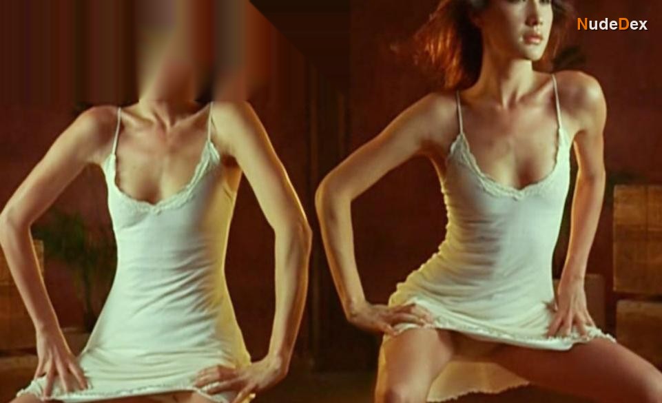 Maggie Q in Naked Weapon, photo 22