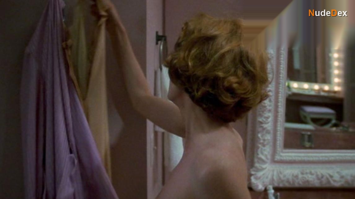 Maggie Smith in California Suite, photo 1