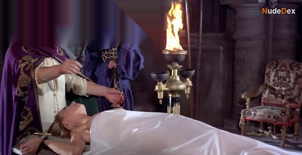 Maggie Wright in Twins Of Evil, photo 4