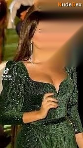Mai Omar in Harley, photo 7