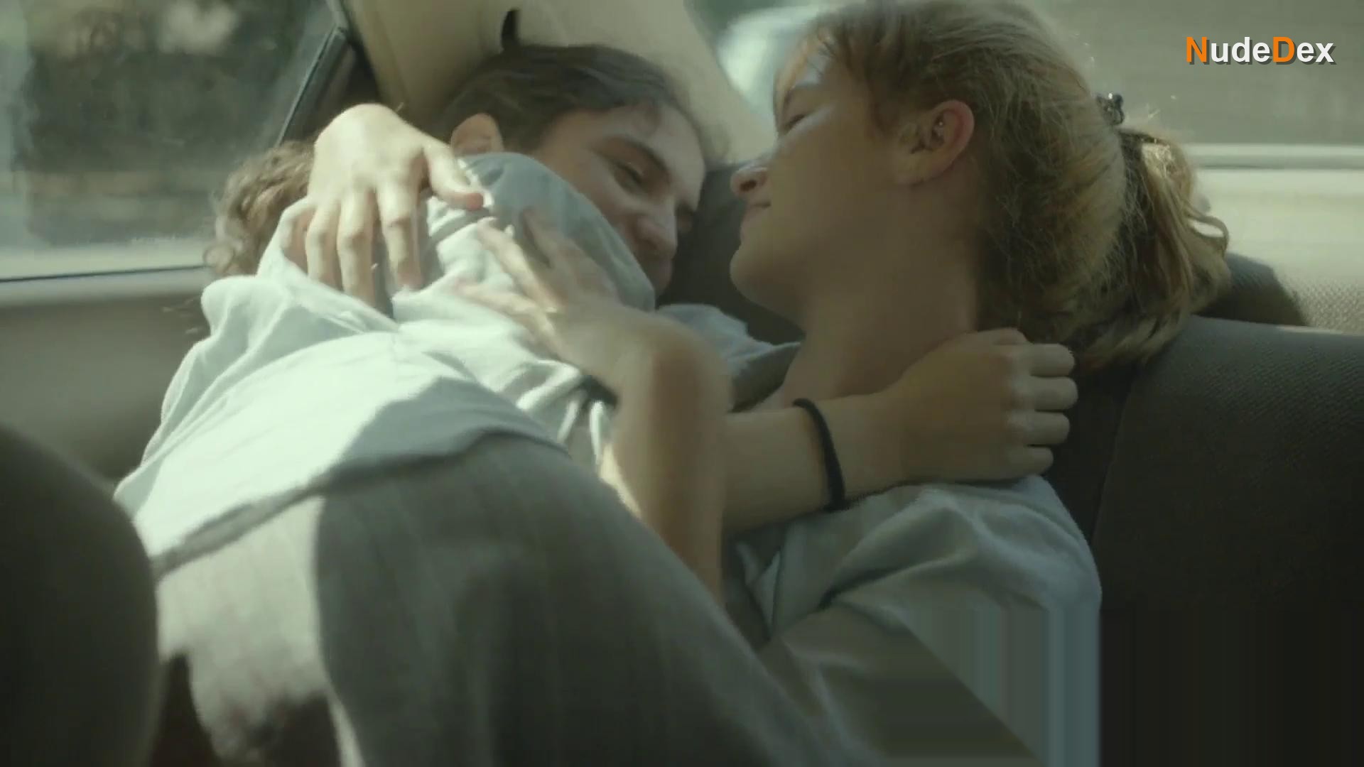 Maite Lucia Valero in Camila Comes Out Tonight, photo 21
