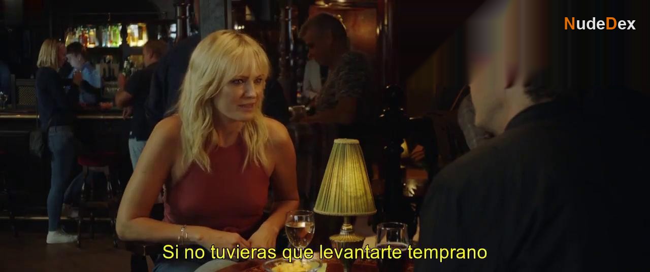 Malin Akerman in A Piece Of My Heart, photo 2