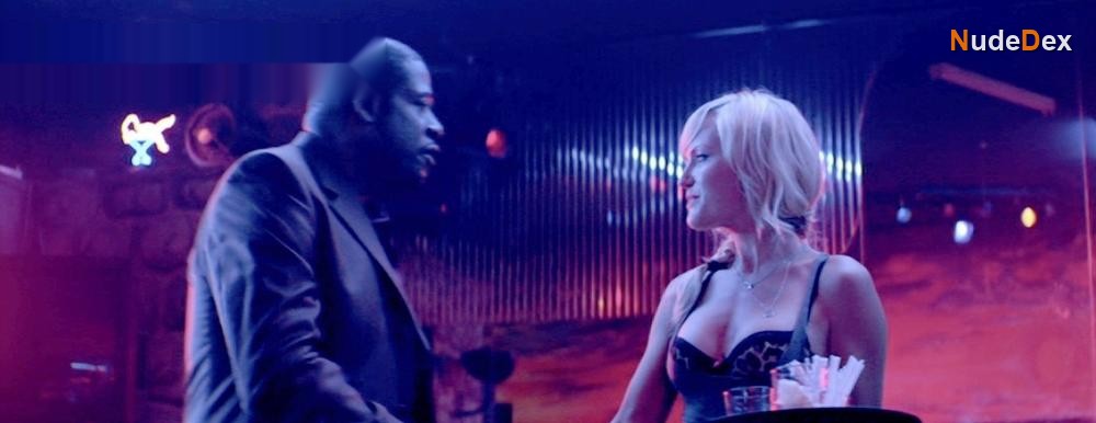 Malin Akerman in Catch 44, photo 3
