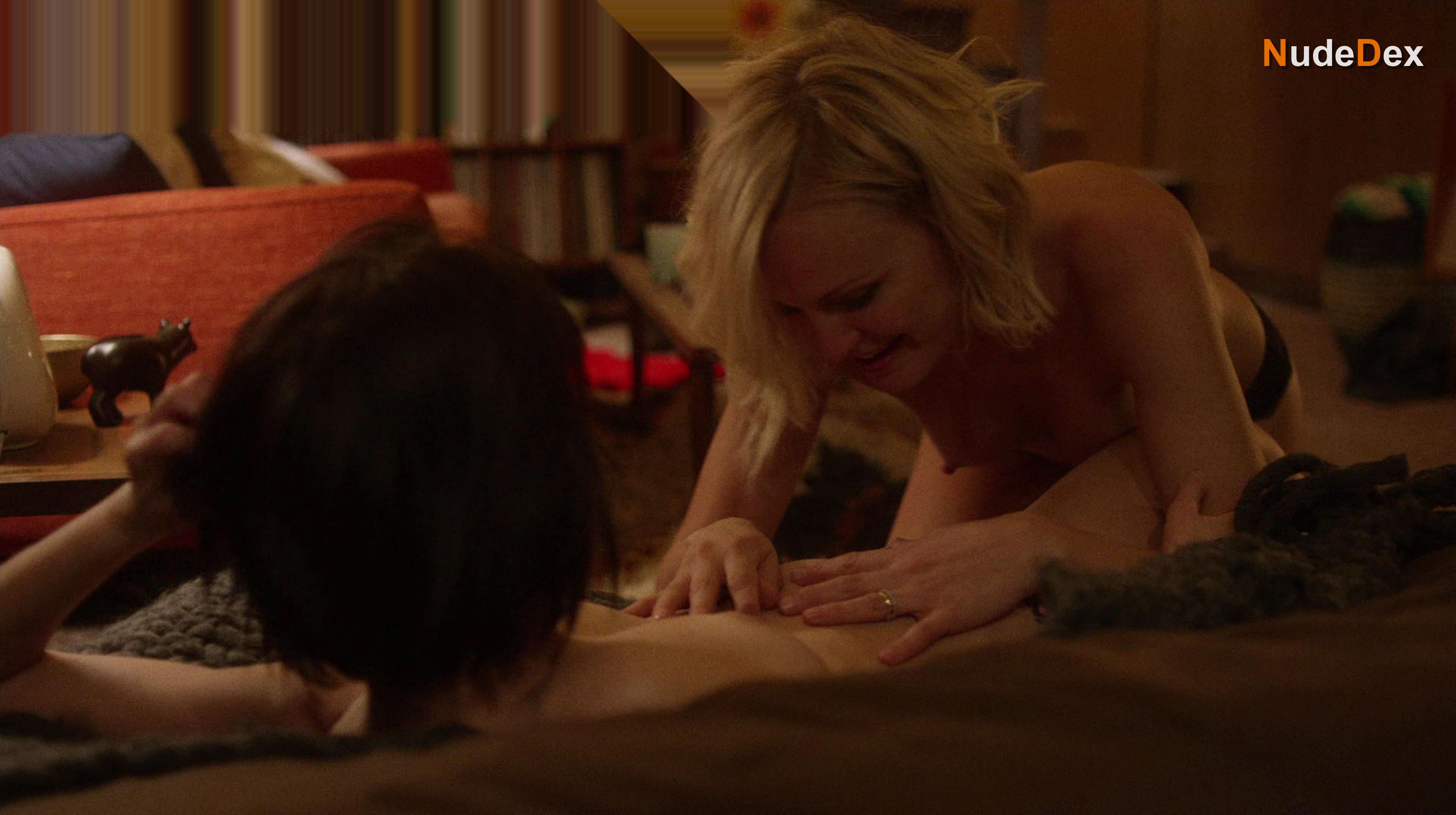 Malin Akerman in Easy, photo 8