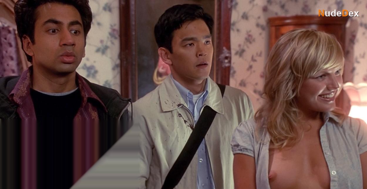 Malin Akerman in Harold Kumar Go To White Castle, photo 9