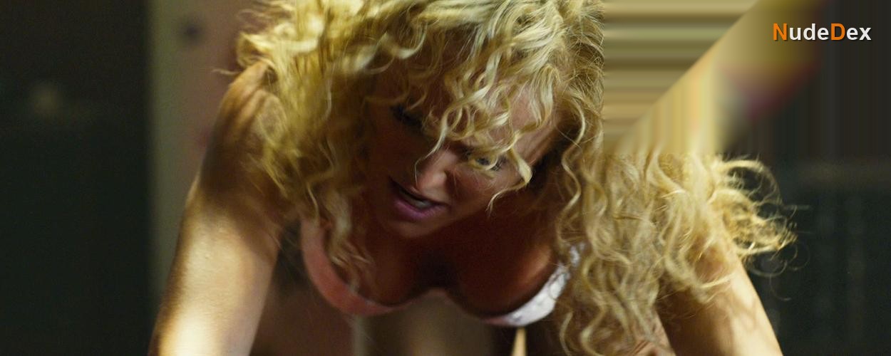 Malin Akerman in Rock Of Ages, photo 2