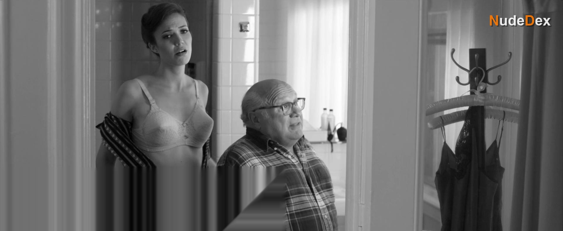 Mandy Moore in Hotel Noir, photo 1