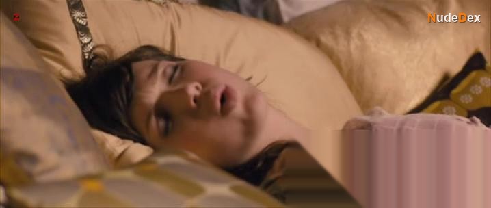Mandy Moore in Swinging With The Finkels, photo 2
