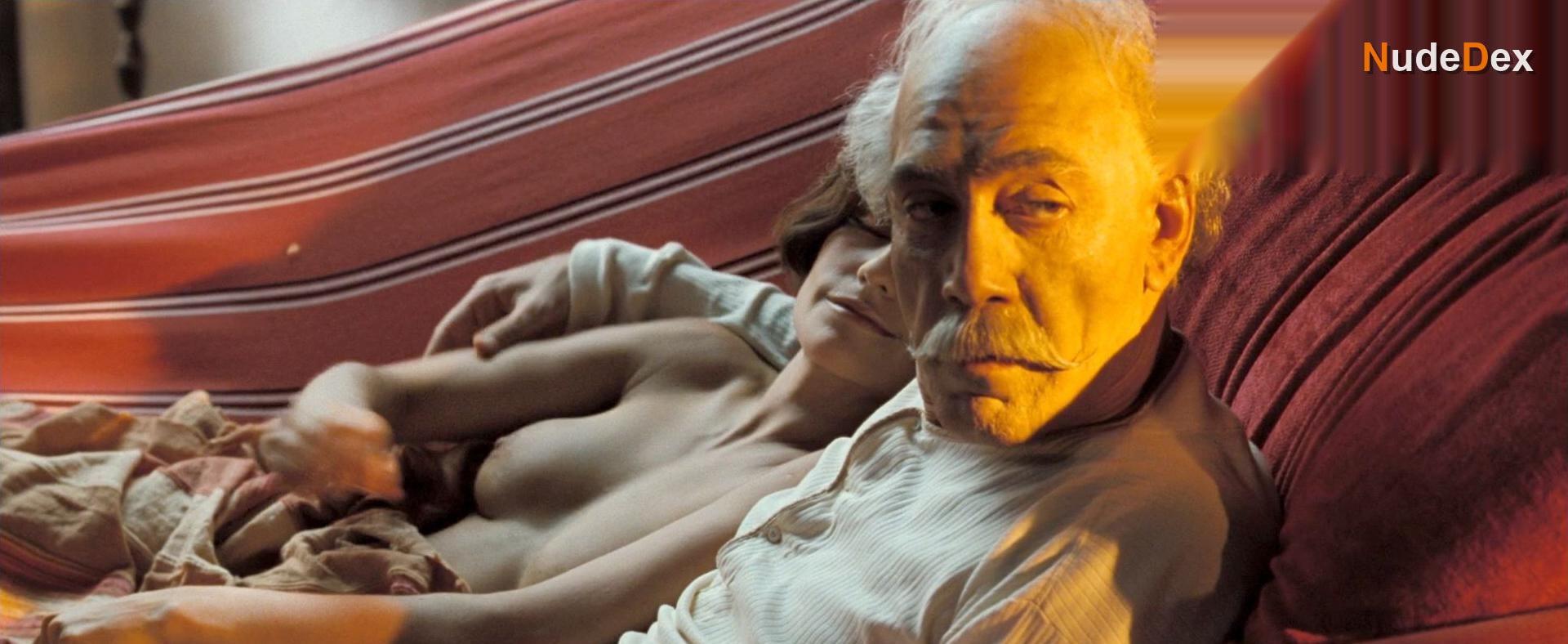 Marcela Mar in Love In The Time Of Cholera, photo 5