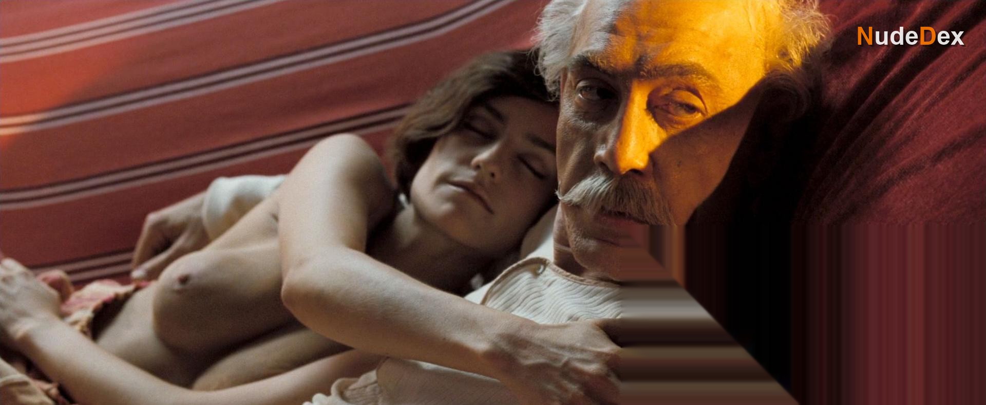 Marcela Mar in Love In The Time Of Cholera, photo 6