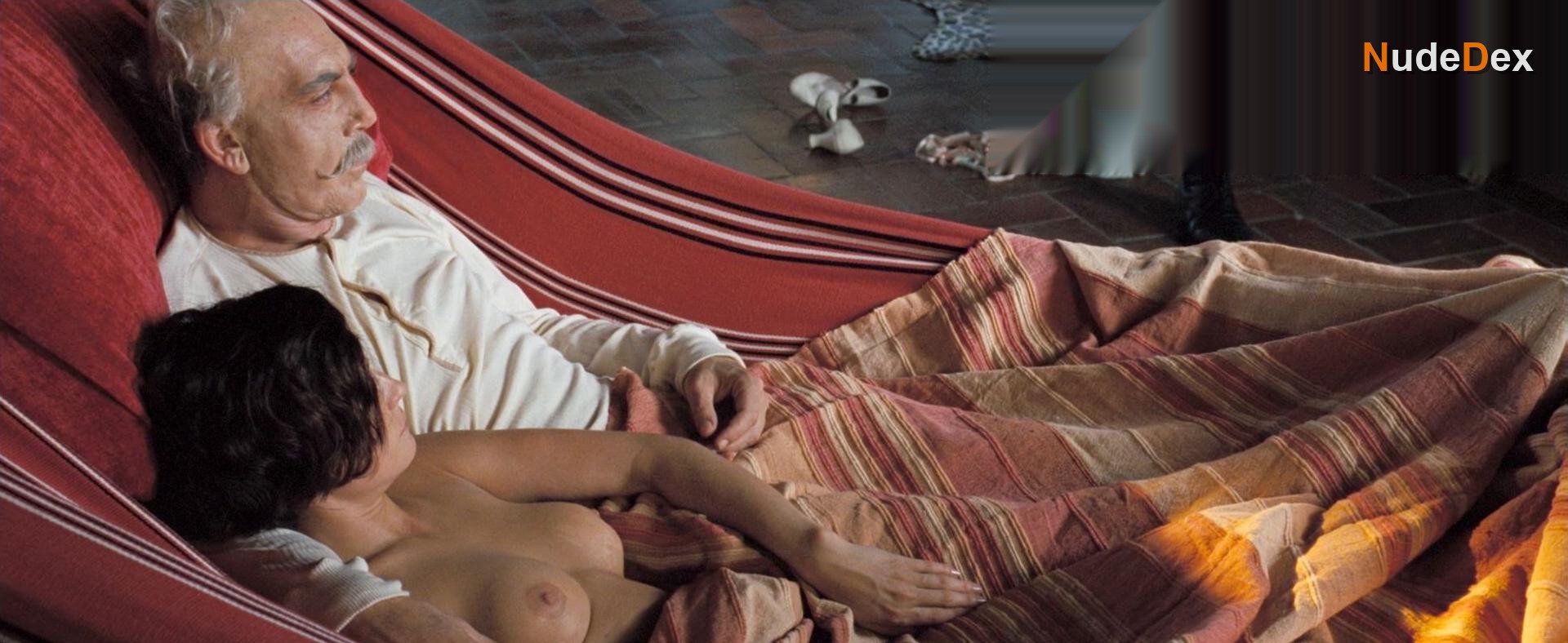 Marcela Mar in Love In The Time Of Cholera, photo 7