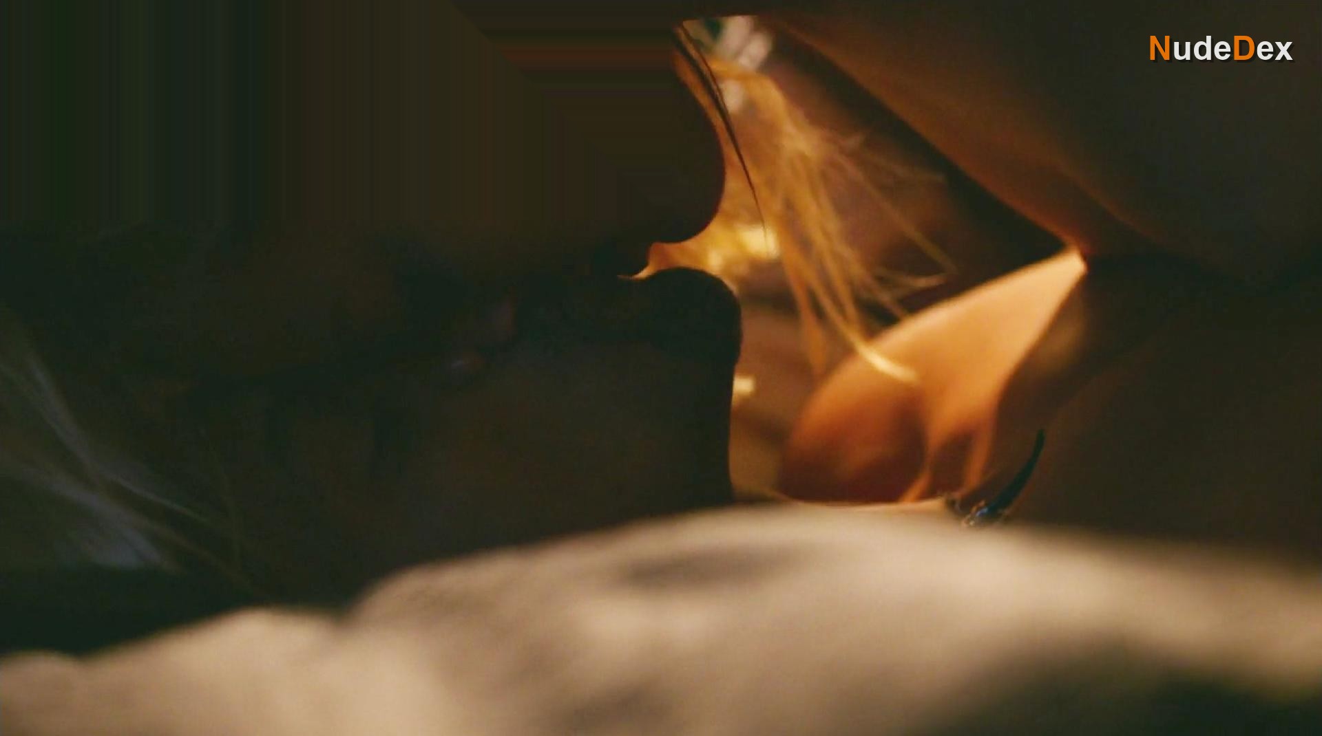 Margot Robbie in Focus, photo 5