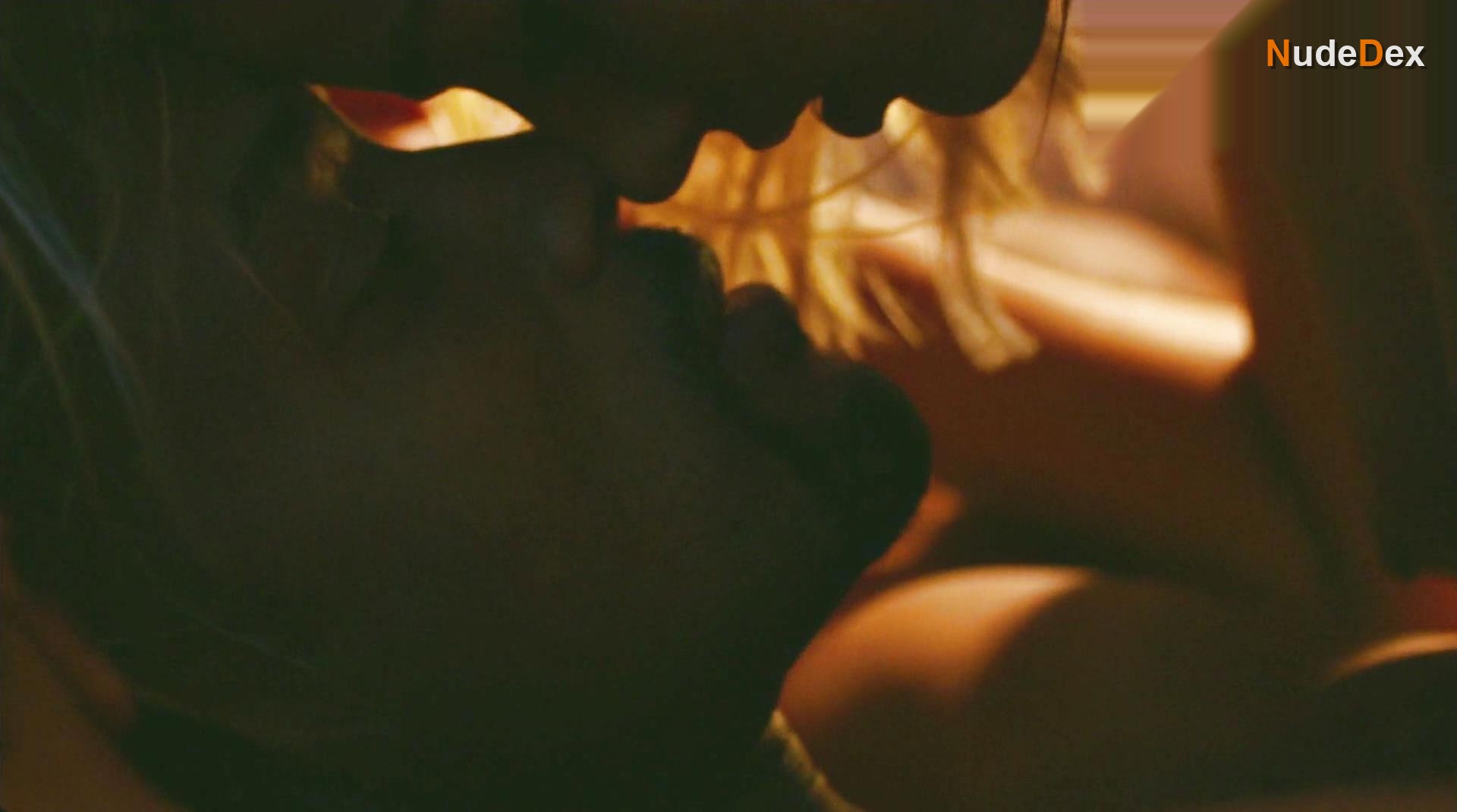 Margot Robbie in Focus, photo 3