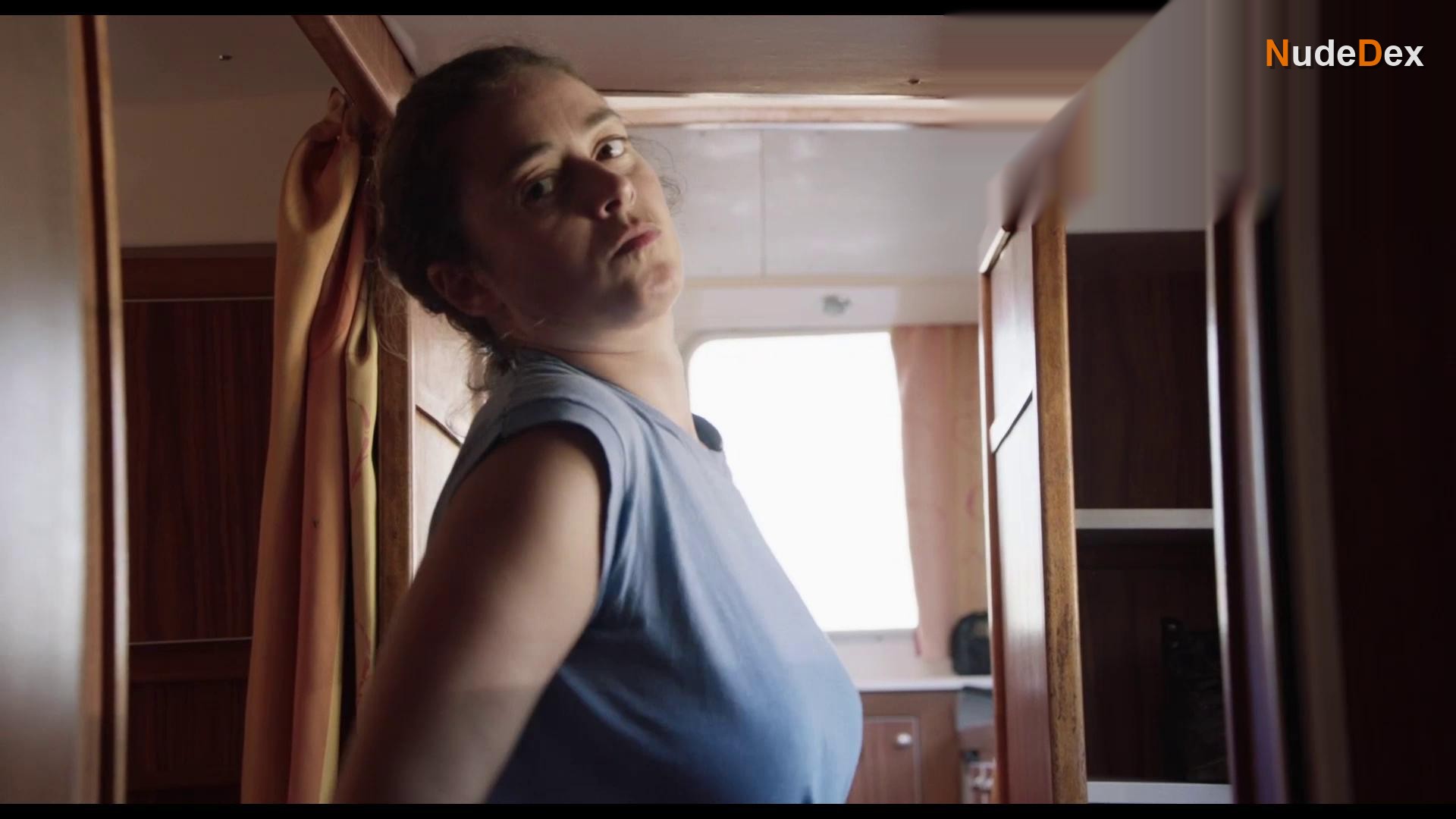 Marguerite Perrotte in Le Voyage En Pyjama, photo 4