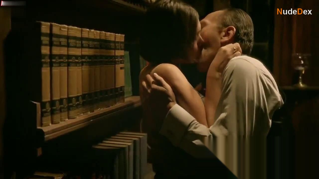 Maria De La Fuente in Sr Avila, photo 5
