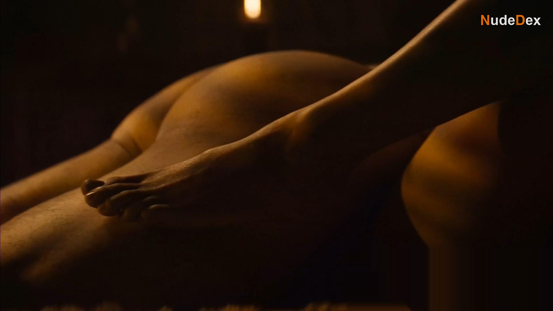 Maria-elena Laas in Warrior, photo 3