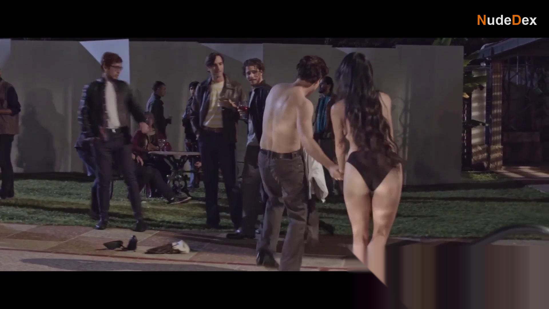Maria Eugenia Castaneda in Two Autumns In Paris, photo 4