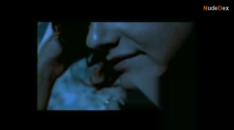 Maria Korinthiou in Deep End, photo 21