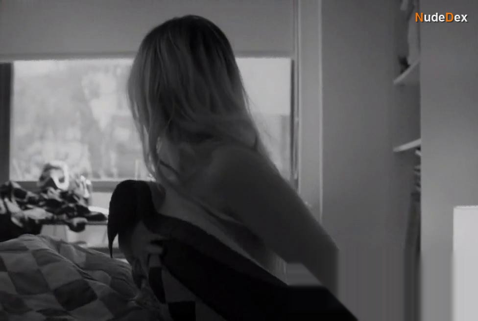 Mariana Derderian in This Is Cristina, photo 3