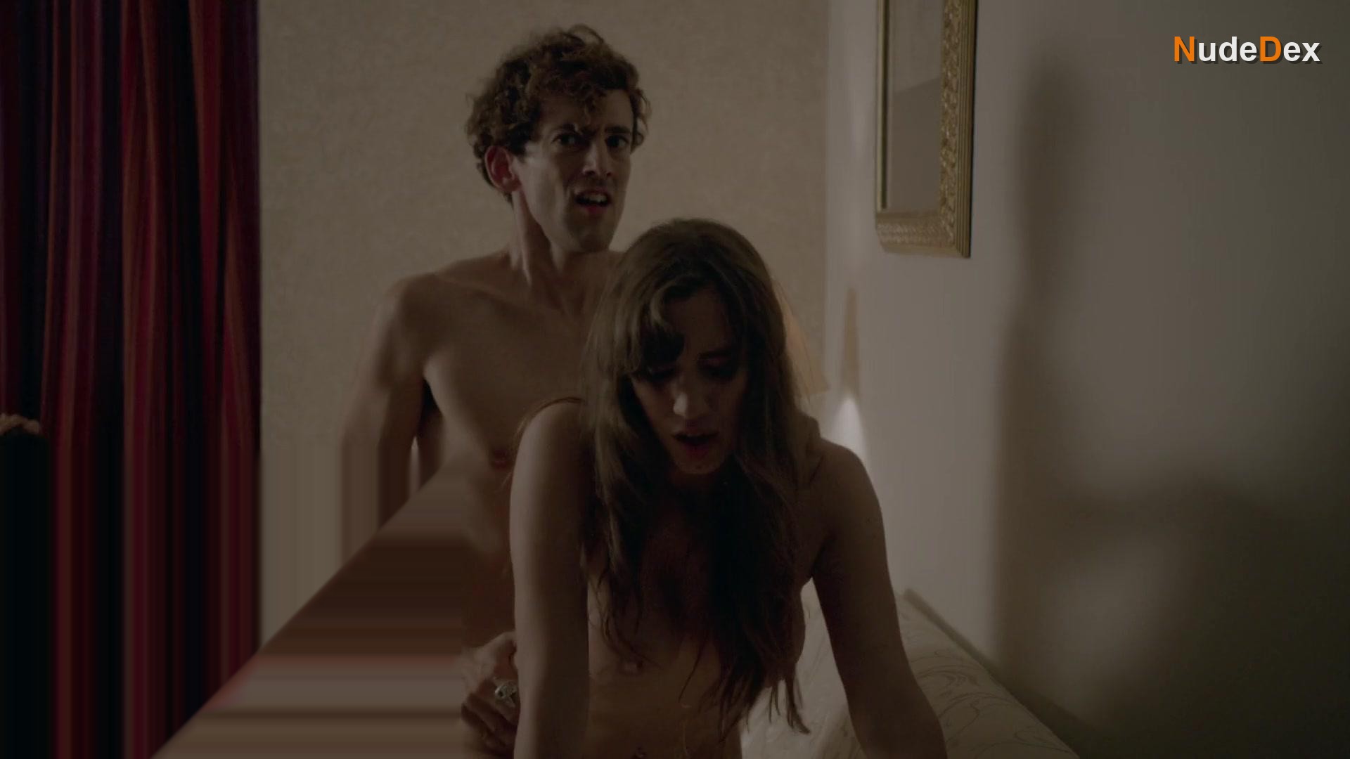 Mariana Trevino in Club De Cuervos, photo 10
