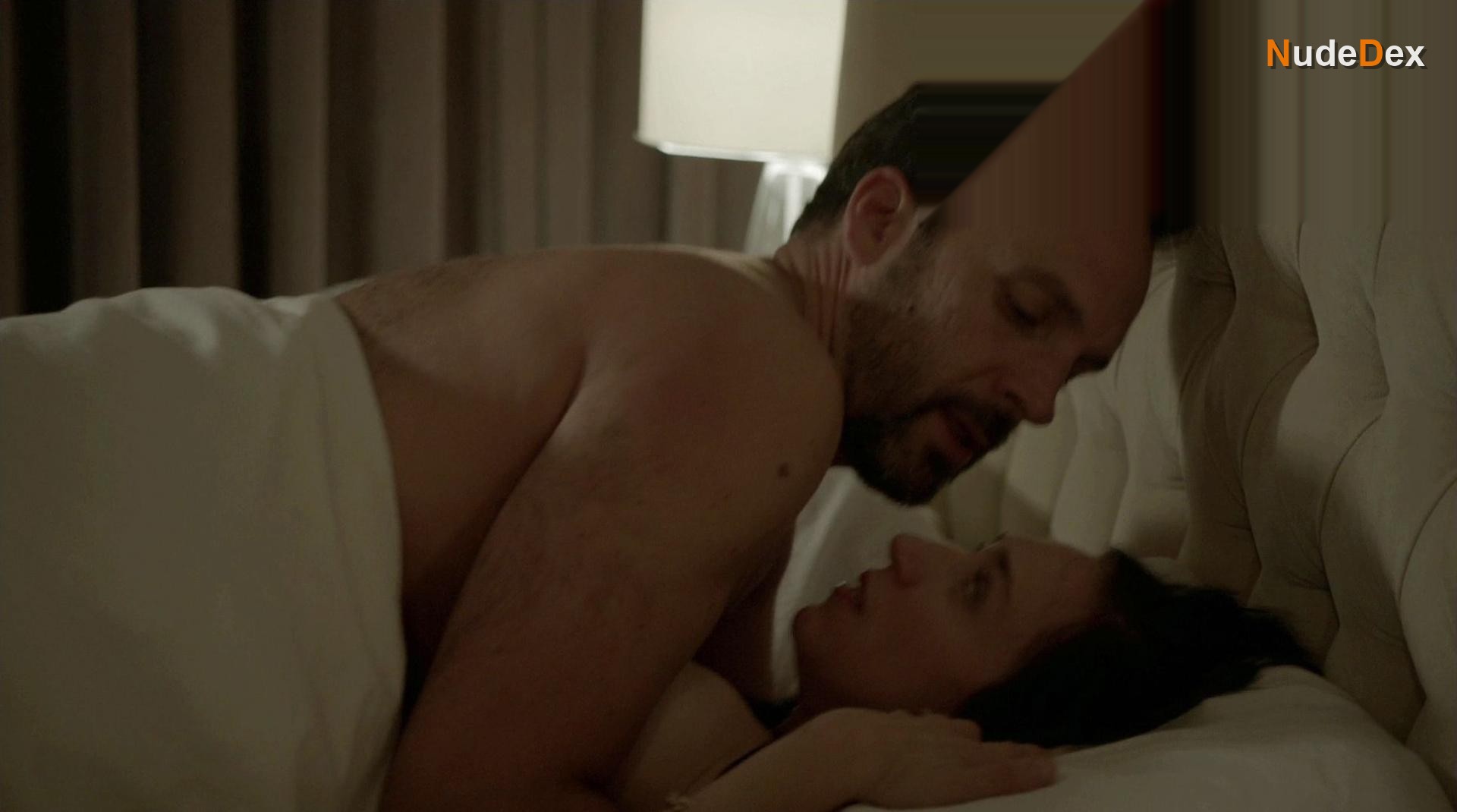 Mariana Trevino in Club De Cuervos, photo 23