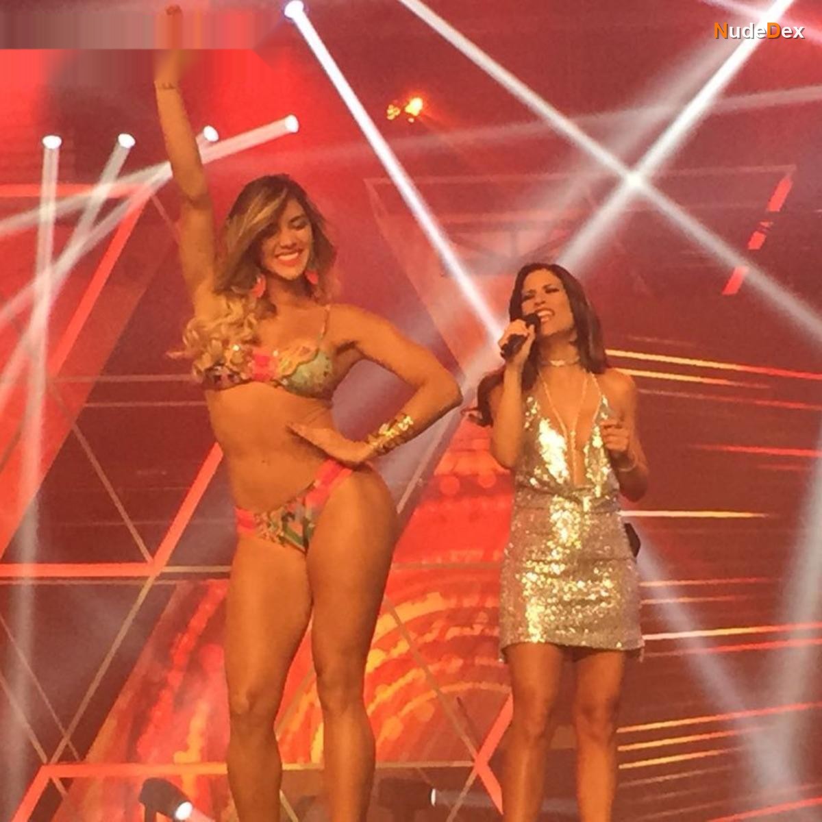 Maria Pia Copello in Esto Es Guerra, photo 10
