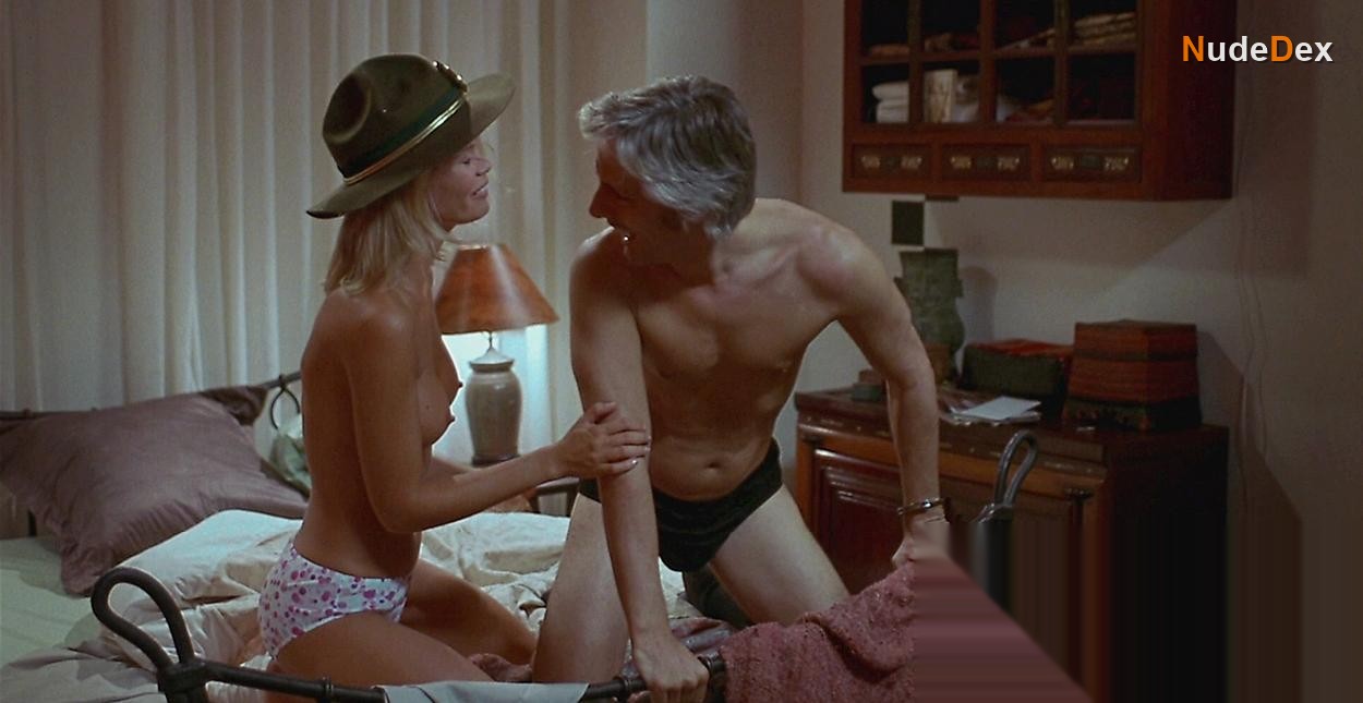 Maria Tornberg in Super Troopers, photo 13