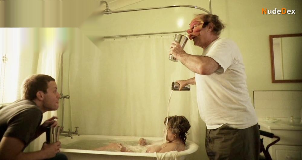 Maria Venuti in Bathing Franky, photo 4