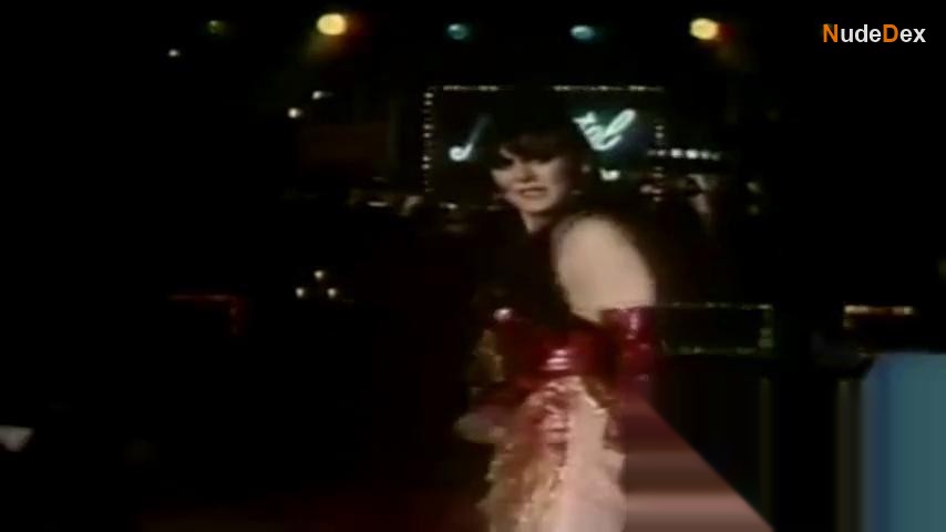 Maribel Guardia in El Inocente Y Las Pecadoras, photo 3